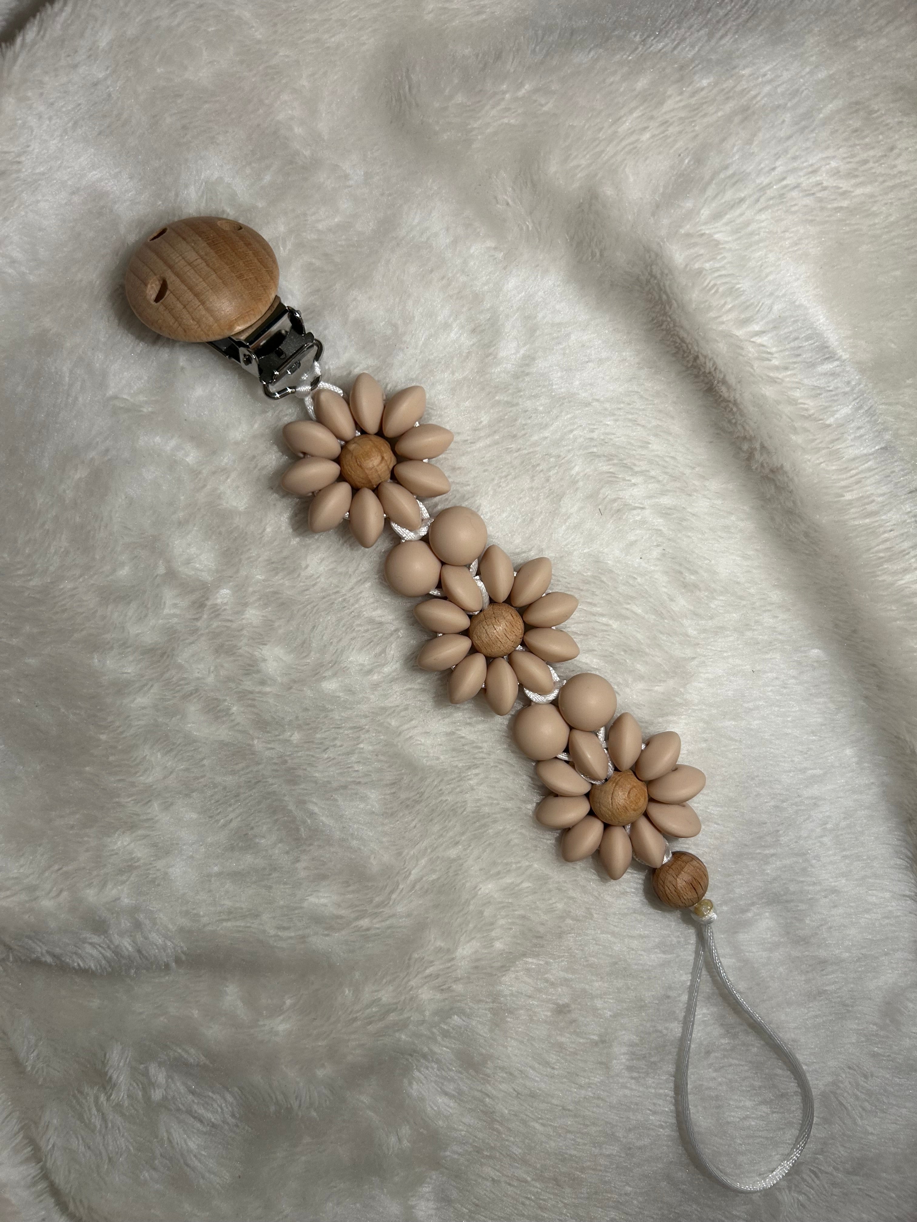 Accroche tétine fleurie 7 - Bout'chou créatif